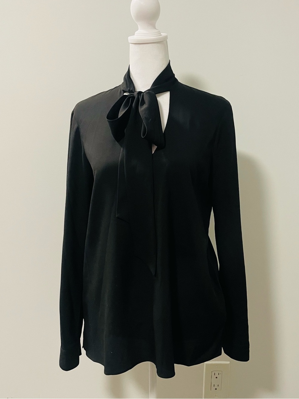 BCBGeneration Black Tie-Neck Long Sleeve Blouse